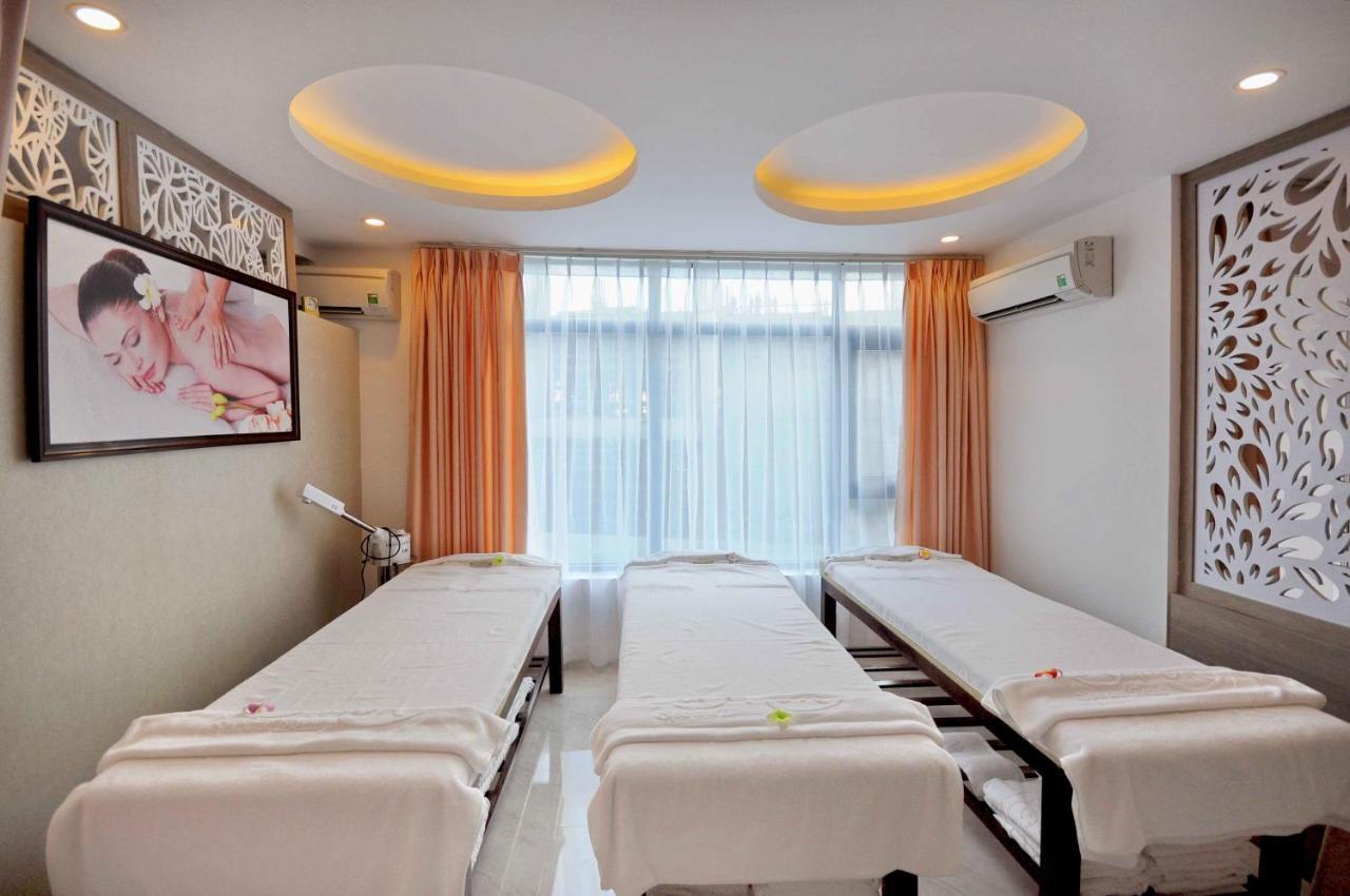 The Mcr Luxury Nha Trang Hotel Exterior photo